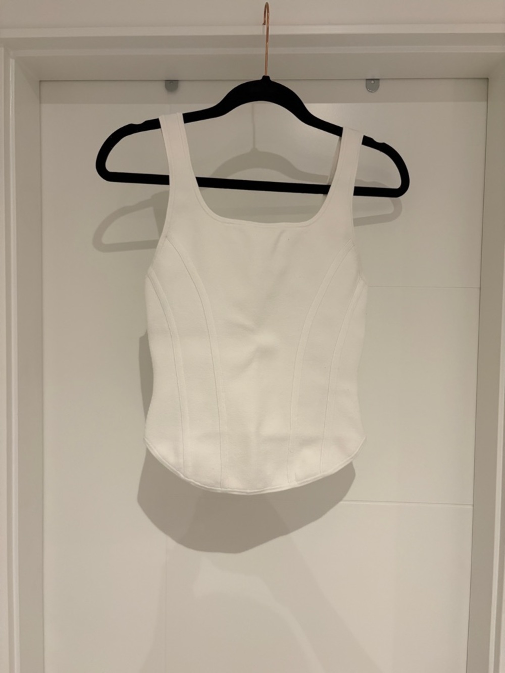Babaton Women's White Square Neck Tank Top